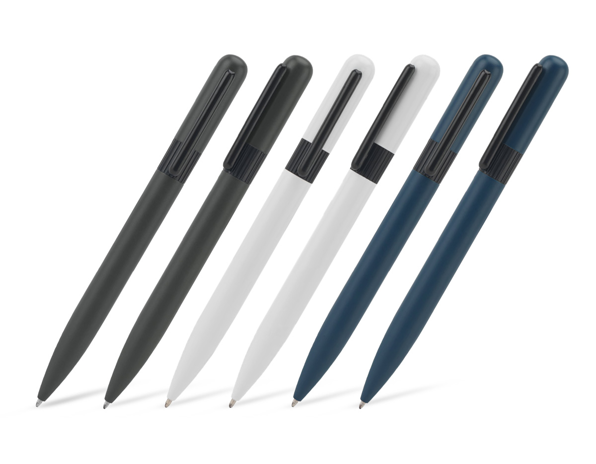 Caneta em metal 60% reciclado, com design arredondado que proporciona escrita suave e confortável. Possui clipe, mecanismo twist e tinta preta com alcance de até 1,5 km. Um brinde corporativo elegante, durável e alinhado a práticas sustentáveis.