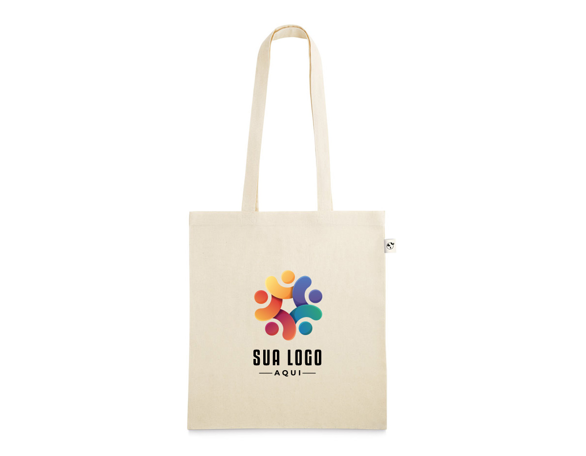 Sacola ecológica confeccionada em 100% algodão orgânico de 140 g/m², resistente e sustentável. Possui alças reforçadas de 65 cm, ideais para carregar no ombro com conforto. Perfeita para o dia a dia, compras ou ações promocionais que valorizam o cuidado com o meio ambiente.