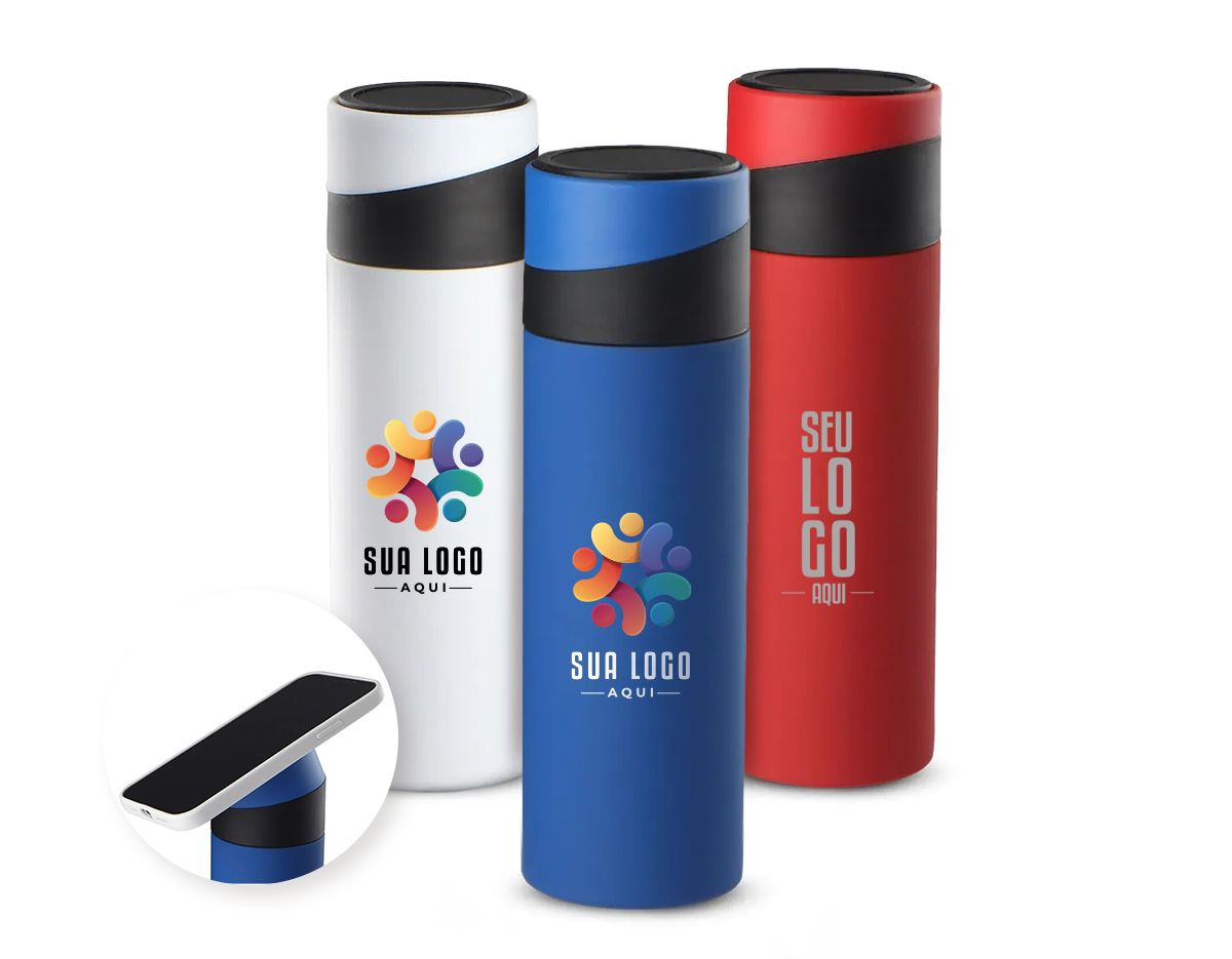 Garrafa térmica de 400 ml em aço inox com parede dupla, que mantém a temperatura das bebidas por mais tempo. Possui tampa rosqueável com apoio para celular, unindo praticidade e design moderno, ideal como brinde corporativo que valoriza a utilidade e o estilo no dia a dia.