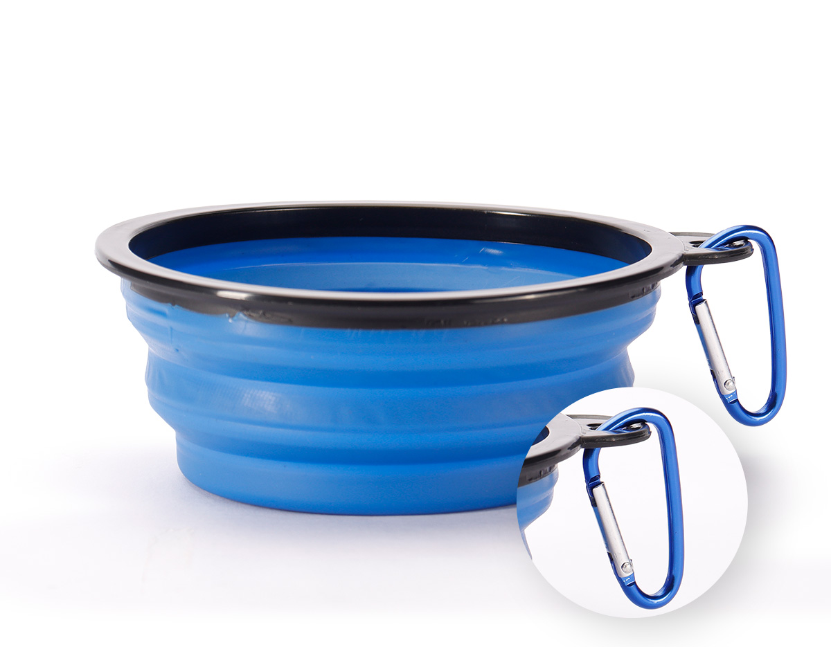 Tigela retrátil para pets feita em silicone com borda plástica equipada com encaixe para mosquetão e capacidade de até 350ml. Acompanha mosquetão metálico para facilitar o transporte.