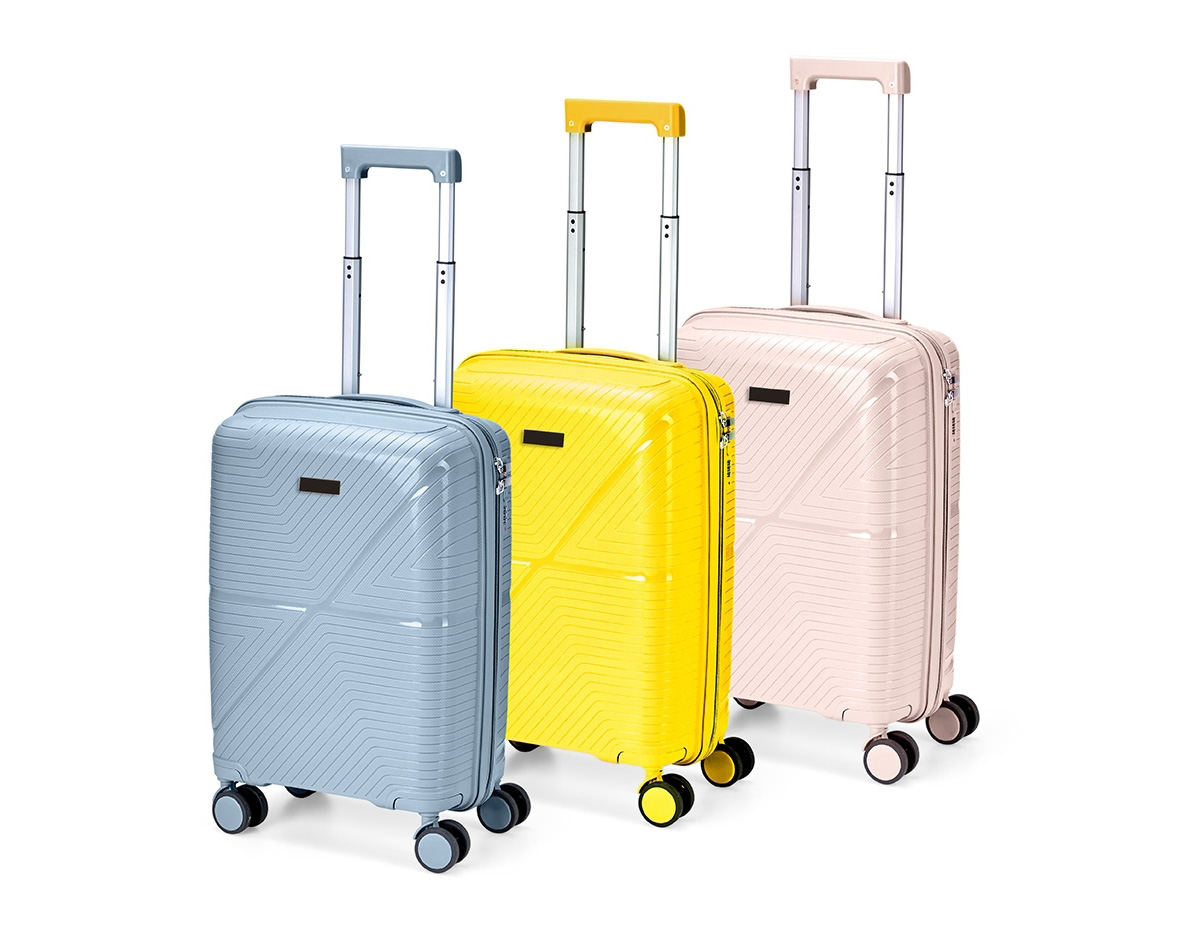 Mala de viagem feita em plástico resistente com capacidade máxima de 30 litros. Possui espaço interno com divisória, que contém bolso em tela e outro espaço com cinta compressora para organização de objetos. Conta ainda com alça de mãos, quatro rodinhas com giro em 360º, puxador com ajuste de nível e cadeado numérico TSA. Acompanha placa em metal para personalização.
