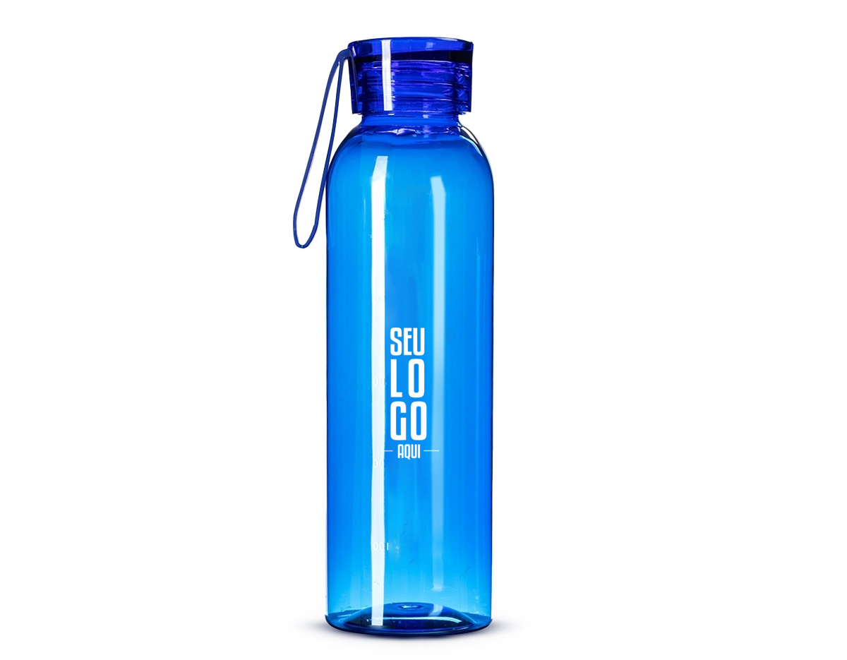 Garrafa feita em plástico livre de BPA com capacidade máxima de 640ml e marcação de volume impressa de até 600ml. Conta com tampa plástica rosqueável com alça de silicone fixa