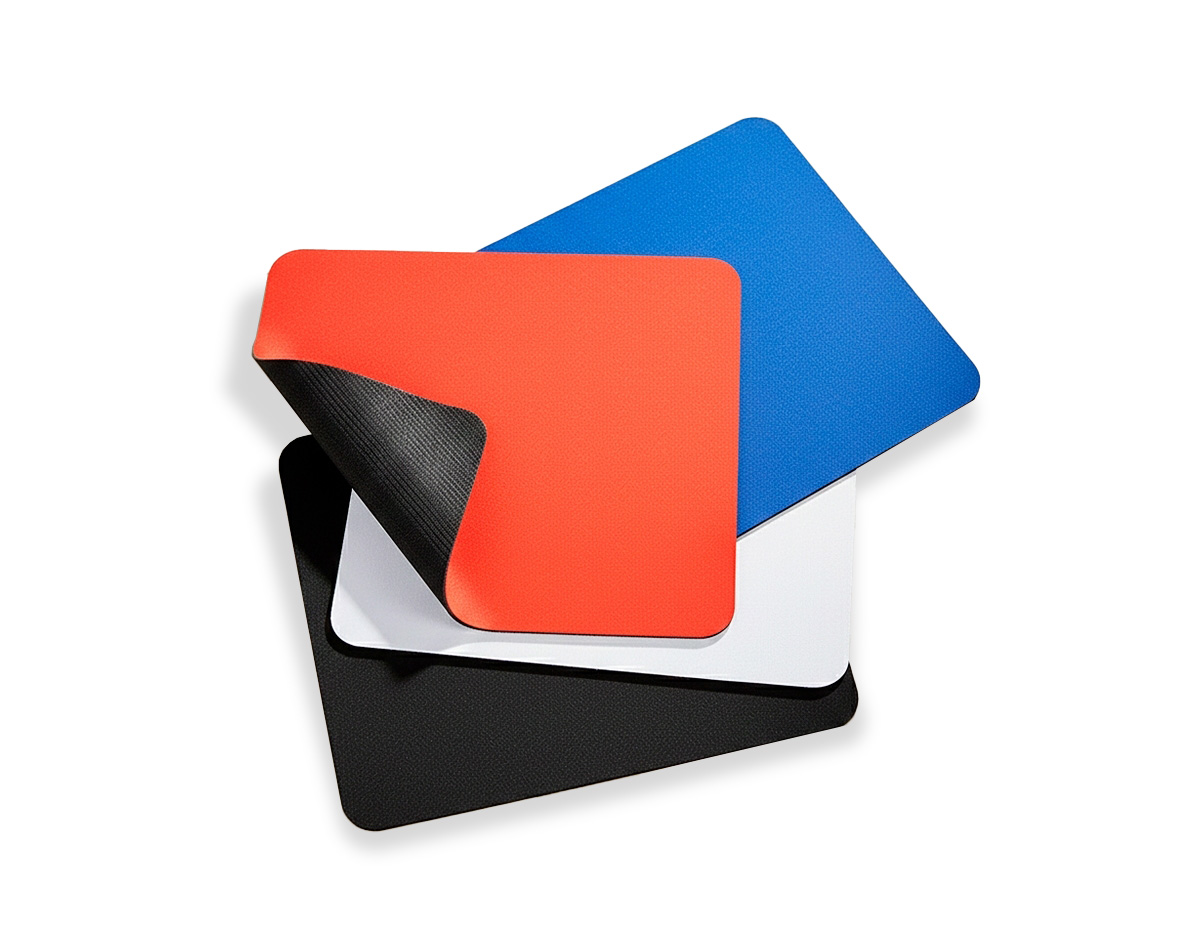 Mouse pad flexível em poliéster com base antiderrapante feita em borracha