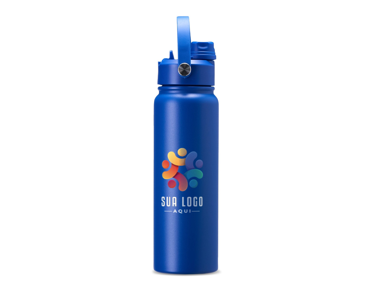 Garrafa térmica em inox com pintura eletrostática e capacidade máxima de 800ml. Possui estrutura interna de parede dupla em inox 304 e vedação a vácuo que permite a manutenção de temperatura de líquidos por mais tempo. Possui tampa rosqueável feita em plástico com proteção para o bocal, bico flip, canudo interno removível e alça fixa maleável para transporte.