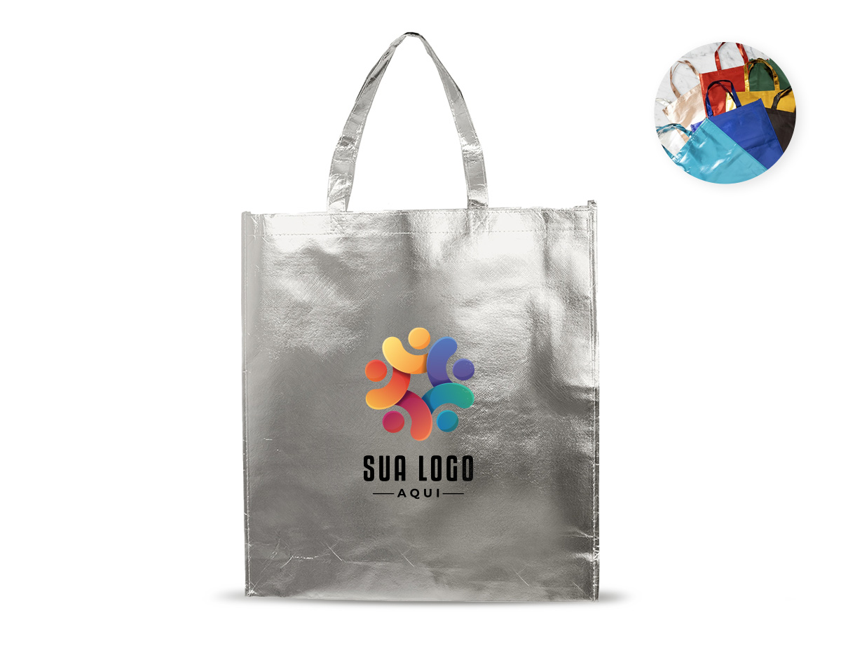 Sacola em TNT com revestimento externo laminado, que oferece maior resistência e durabilidade. Possui duas alças costuradas, garantindo segurança no transporte. Leve, reutilizável e prática, é ideal como brinde corporativo para eventos, feiras e ações promocionais.