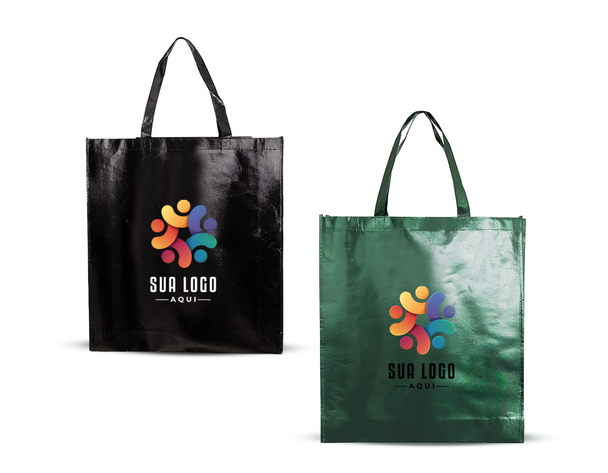 Sacola em TNT com revestimento externo laminado, que oferece maior resistência e durabilidade. Possui duas alças costuradas, garantindo segurança no transporte. Leve, reutilizável e prática, é ideal como brinde corporativo para eventos, feiras e ações promocionais.