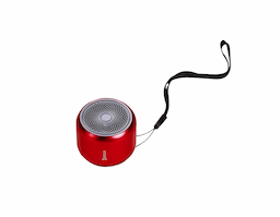 Caixa de som com estrutura em metal e plástico. Possui base emborrachada com botão liga/desliga, conexão Bluetooth 5.0, autonomia de reprodução estimada de até 2 horas e meia e entrada USB-C para carregamento. Acompanha cordão de nylon e cabo USB-C.