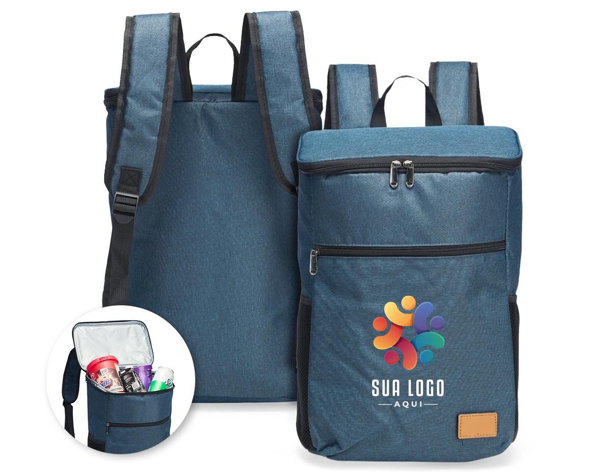 Mochila térmica confeccionada em poliéster catiônico 300D resistente à água e capacidade máxima para até 18 litros. Possui revestimento térmico em PEVA atóxico no compartimento principal, além de um bolso frontal com fechamento em zíper, dois bolsos laterais em espuma com elástico, duas alças para as costas e uma alça de mão em nylon. Acompanha plaquinha em couro sintético fixada com velcro.
