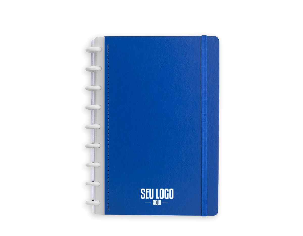 Caderno de anotações com folhas removíveis, ideal para organização e praticidade no dia a dia. Possui capa dura cartonada revestida em material sintético, 80 folhas pautadas em papel 75 g/m², calendário anual e manual de instruções. Conta ainda com bolso plástico interno para documentos e elástico para fechamento seguro, sendo um brinde corporativo funcional e elegante.