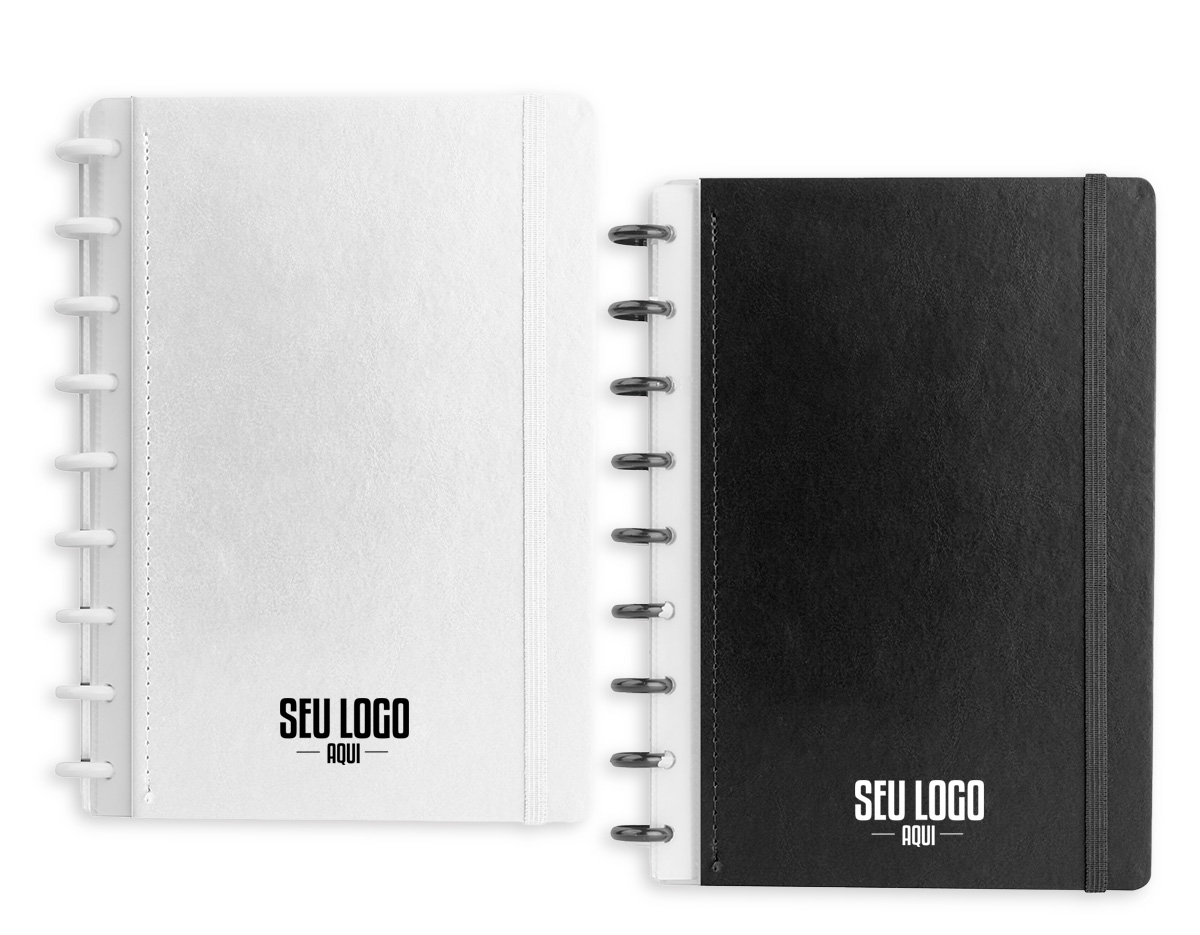 Caderno de anotações com folhas removíveis, ideal para organização e praticidade no dia a dia. Possui capa dura cartonada revestida em material sintético, 80 folhas pautadas em papel 75 g/m², calendário anual e manual de instruções. Conta ainda com bolso plástico interno para documentos e elástico para fechamento seguro, sendo um brinde corporativo funcional e elegante.