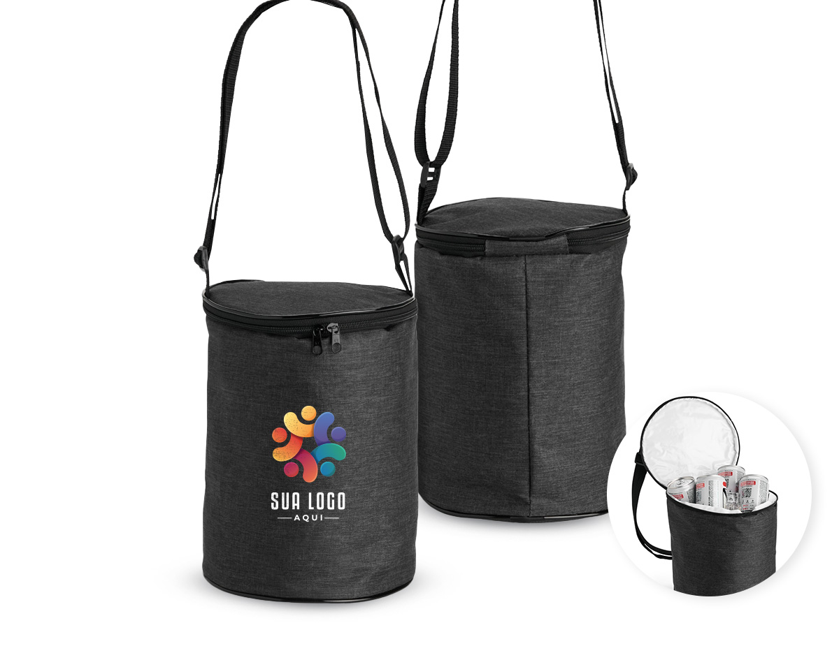 Bolsa térmica em formato cilíndrico, confeccionada em poliéster mesclado com PVC resistente à água e com capacidade máxima de 6 litros. Possui revestimento térmico laminado antivazamento  e alça transversal ajustável em nylon.
