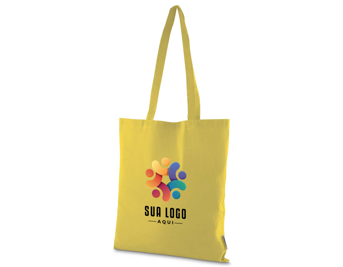 Bolsa confeccionada em algodão sólido reciclado, com gramatura de 140g/m², dimensões de 42 x 38 cm e alça de comprimento fixo medindo 33 cm.
