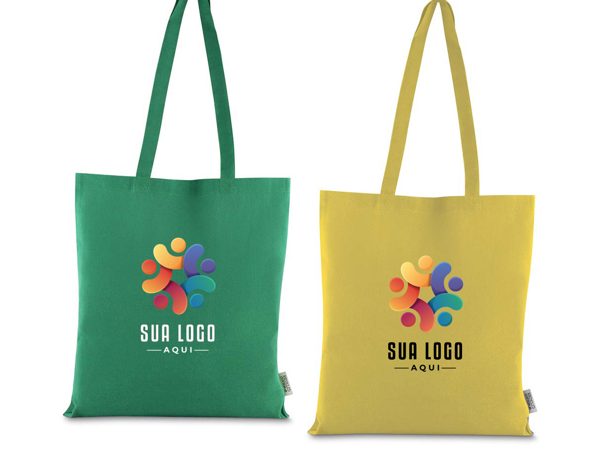 Bolsa confeccionada em algodão sólido reciclado, com gramatura de 140g/m², dimensões de 42 x 38 cm e alça de comprimento fixo medindo 33 cm.