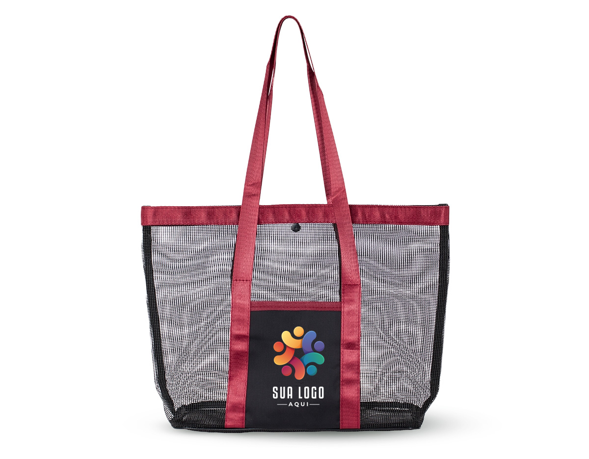 Bolsa confeccionada em tela de PVC, material resistente que permite fácil visualização do conteúdo e facilita a limpeza no uso diário. Possui botão de fechamento em plástico, garantindo praticidade e segurança no manuseio. As alças e os detalhes em tecido sintético reforçam a estrutura da peça, proporcionando melhor acabamento e conforto no transporte. Seu design funcional atende diferentes necessidades, desde organização de itens até uso em deslocamentos rápidos. Um brinde corporativo versátil e bem-acabado, pensado para uso recorrente, com boa durabilidade e excelente exposição de marca no cotidiano.