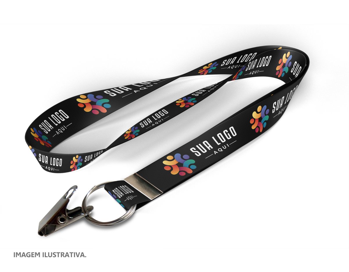 Cordão de 85 cm de comprimento e 2 cm de largura, com jacaré na argola. Este modelo é ideal para garantir maior segurança no fechamento e praticidade no uso. Sua estrutura robusta e o detalhe do jacaré na argola oferecem resistência e um toque de funcionalidade para o dia a dia.