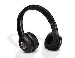 Fone de ouvido com estrutura em plástico e metal, além de hastes ajustáveis, revestimento em tecido sintético e espuma e iluminação RGB em LED. Possui conexão Bluetooth 5.0 e rádio FM, botões para controle e entradas para cartão microSD (TF), auxiliar P2 e USB-C para carregamento. Acompanha cabo USB-C.